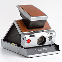 Polaroid SX-70 (1972).
