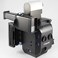 Polaroid MiniPortrait 203 (1999).