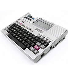 Первый в мире портативный компьютер Epson HX-20